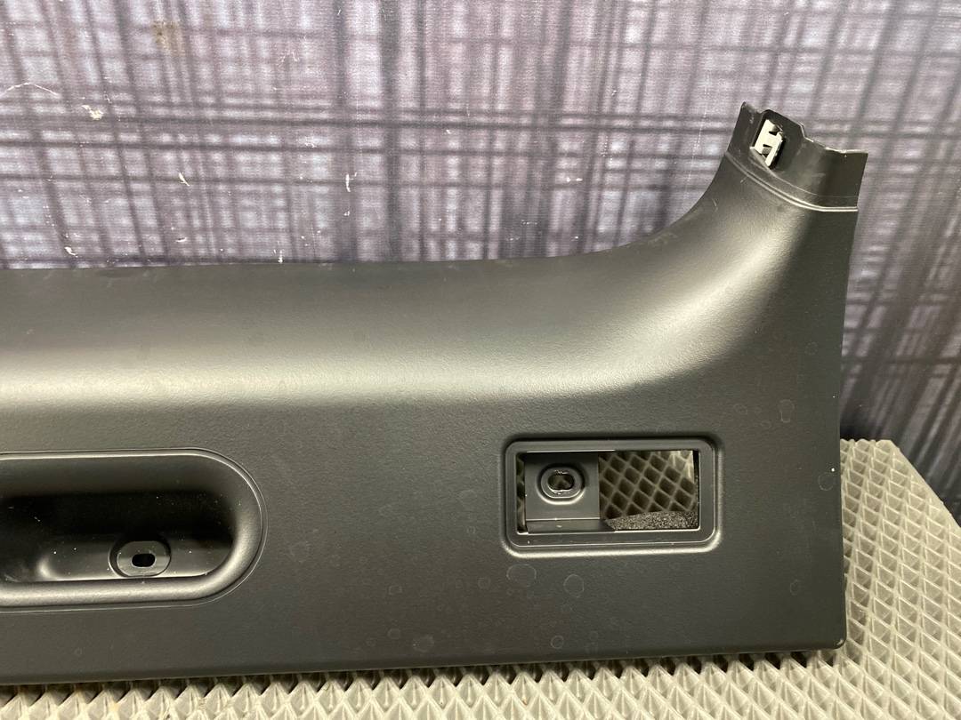 Пластик крышки багажника, 595 рублей, Красноярск