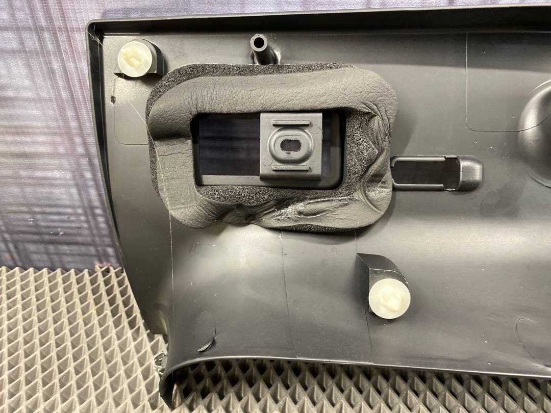 Пластик крышки багажника, 595 рублей, Красноярск