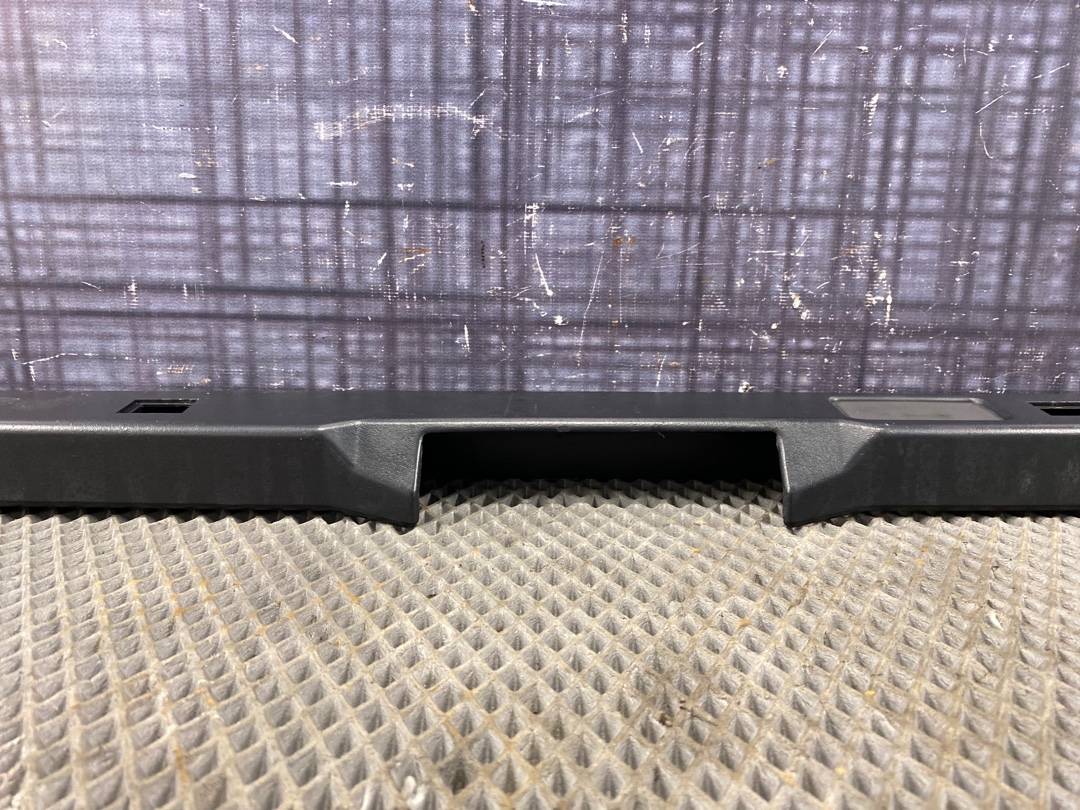 Пластик крышки багажника, 455 рублей, Красноярск