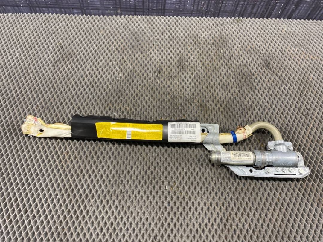 Подушка безопасности, 756 рублей, Красноярск