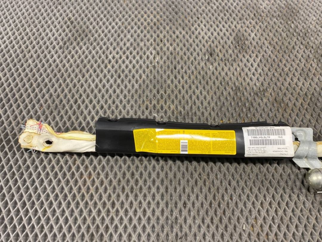 Подушка безопасности, 756 рублей, Красноярск