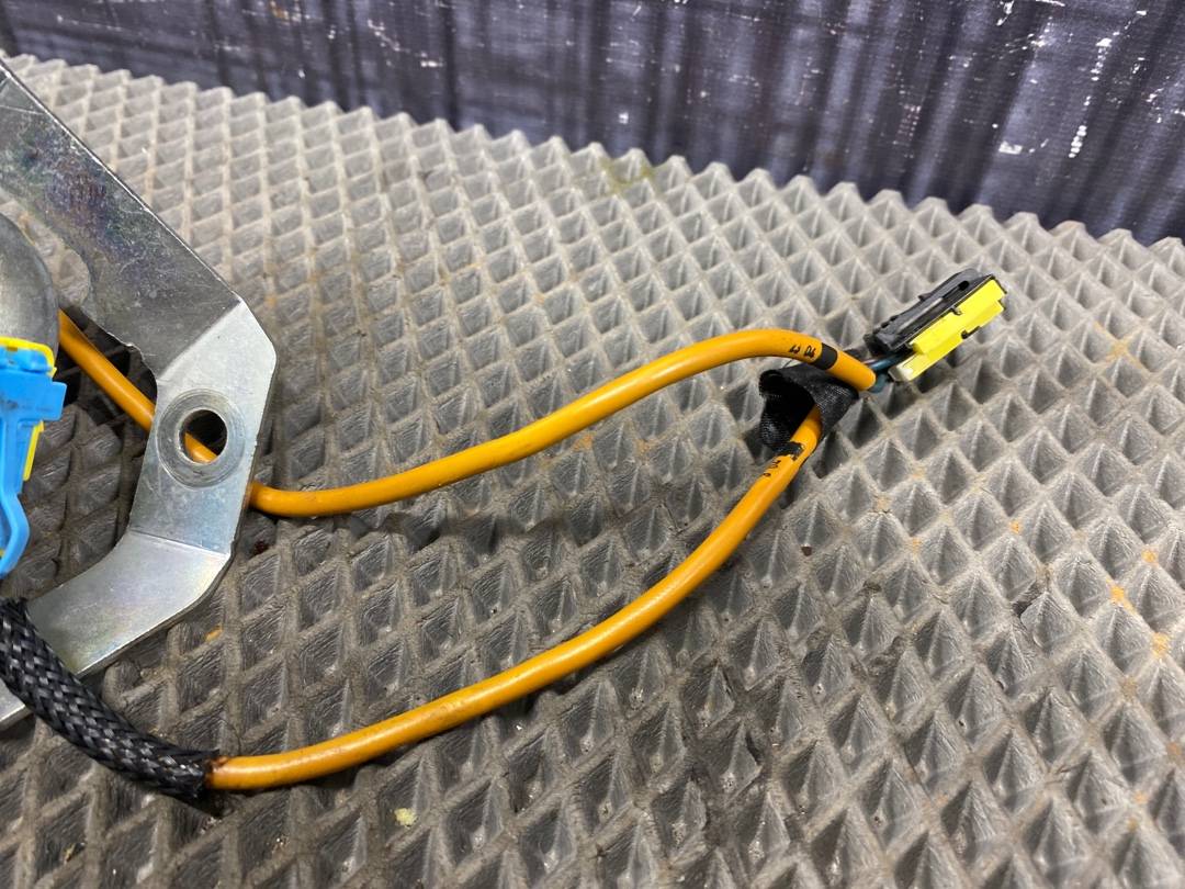 Подушка безопасности, 1050 рублей, Красноярск