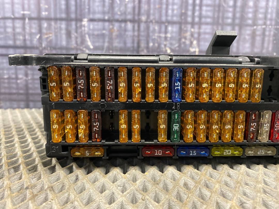 Блок предохранителей, 1400 рублей, Красноярск