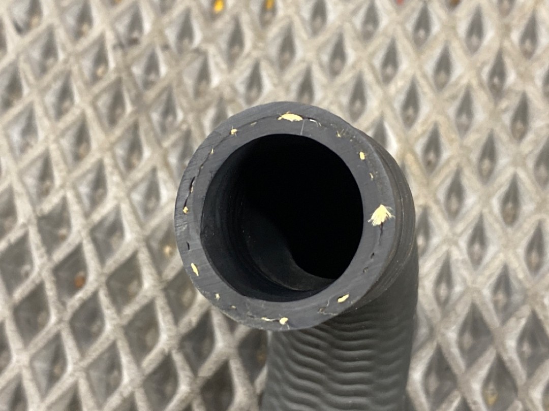 Шланг системы охлаждения, 560 рублей, Красноярск