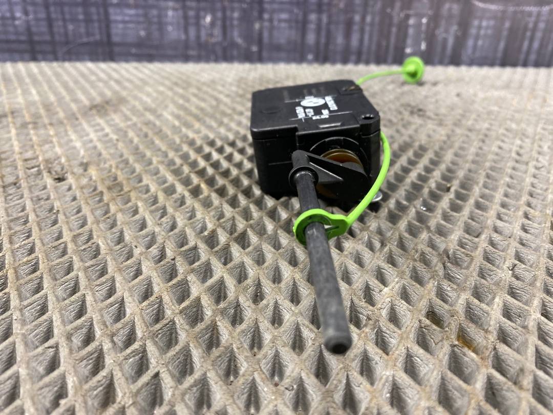 Замок лючка бензобака, 644 рублей, Красноярск