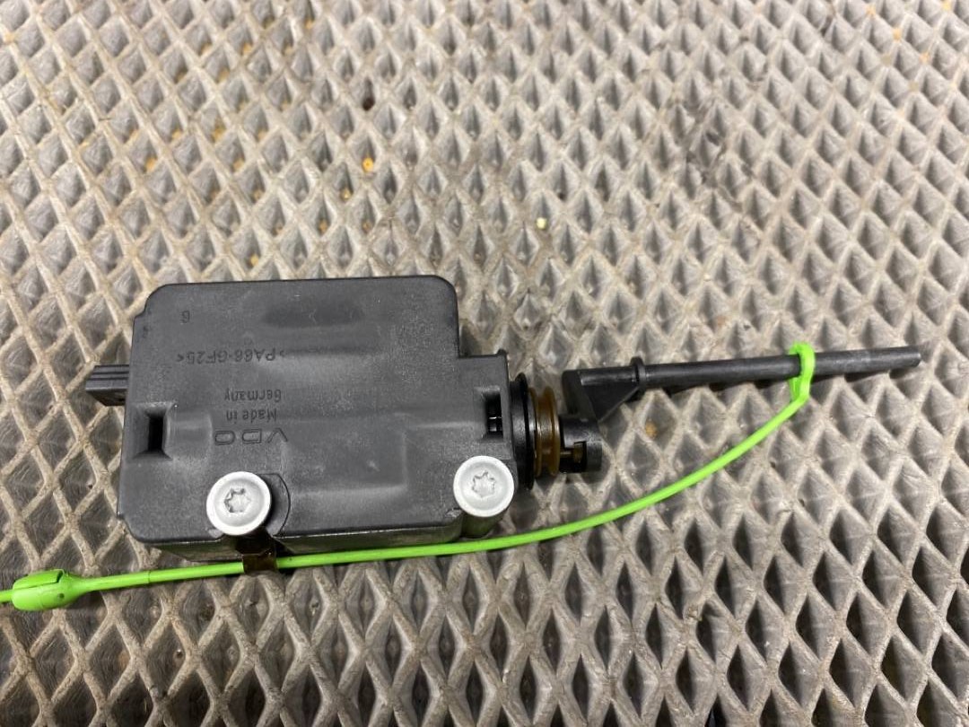 Замок лючка бензобака, 644 рублей, Красноярск