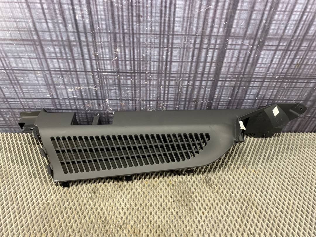 Пластик багажника, 490 рублей, Красноярск