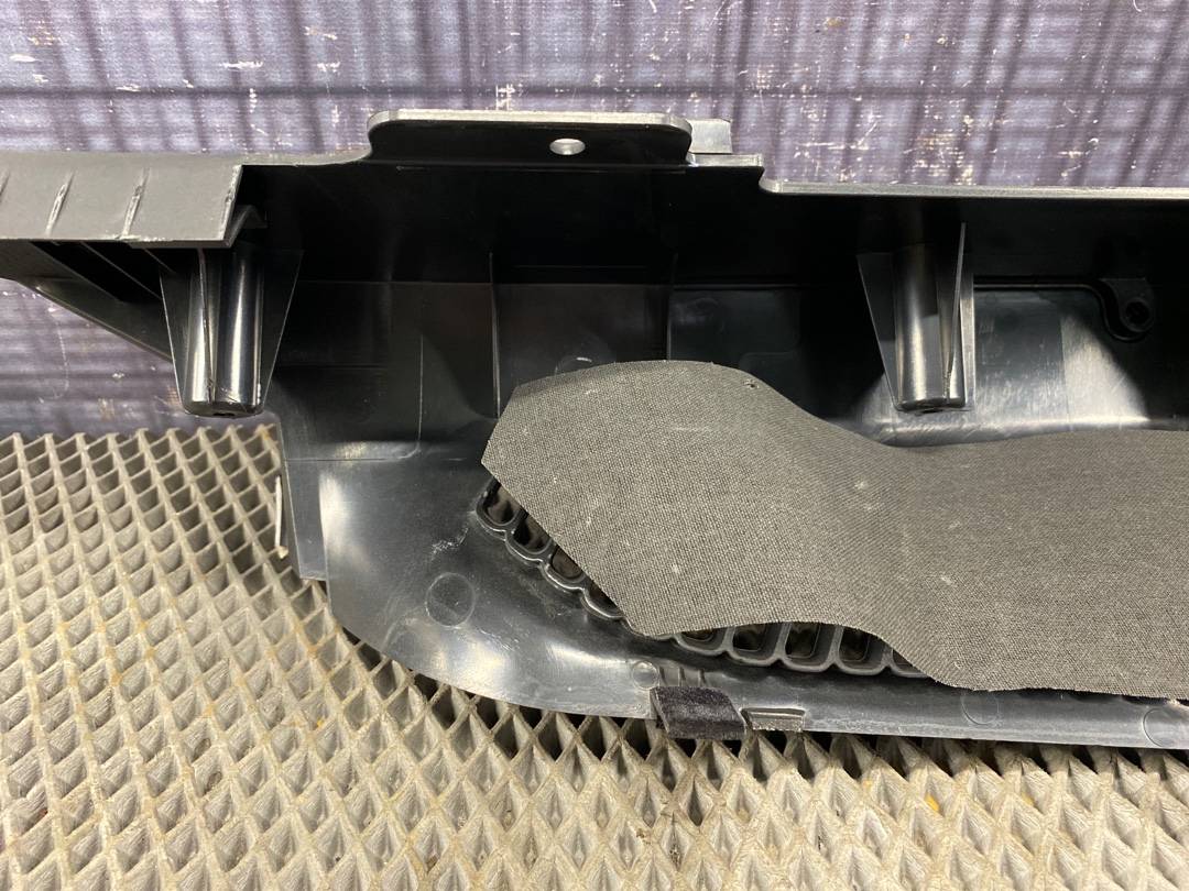 Пластик багажника, 490 рублей, Красноярск