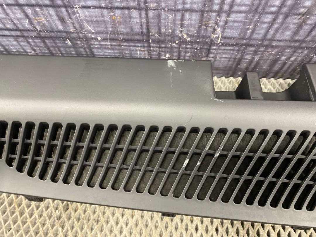 Пластик багажника, 490 рублей, Красноярск