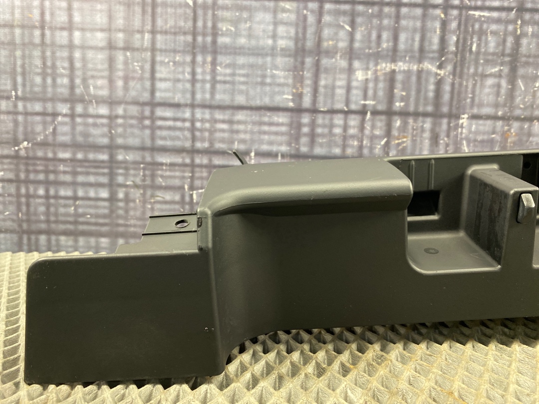 Пластик багажника, 490 рублей, Красноярск