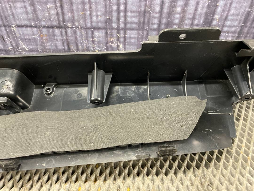 Пластик багажника, 490 рублей, Красноярск