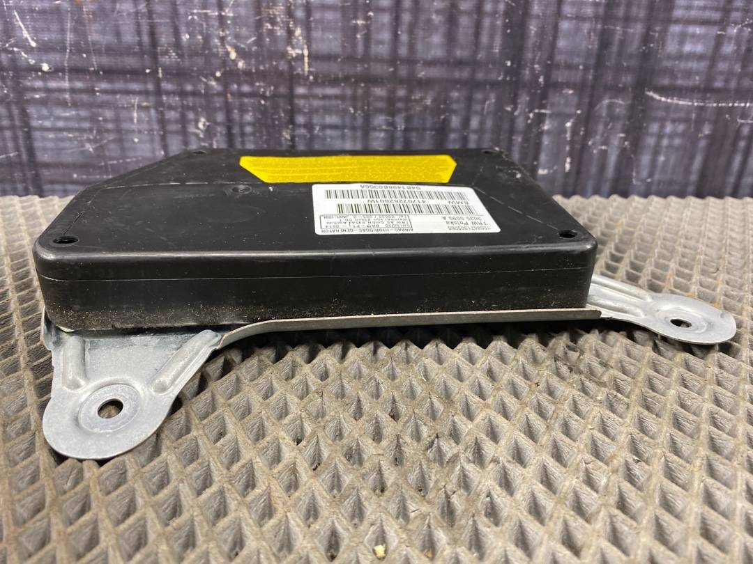 Подушка безопасности, 350 рублей, Красноярск