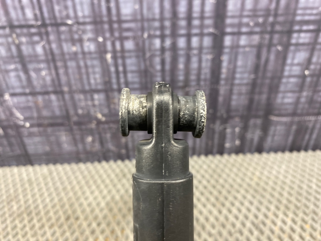 Амортизатор багажника, 280 рублей, Красноярск