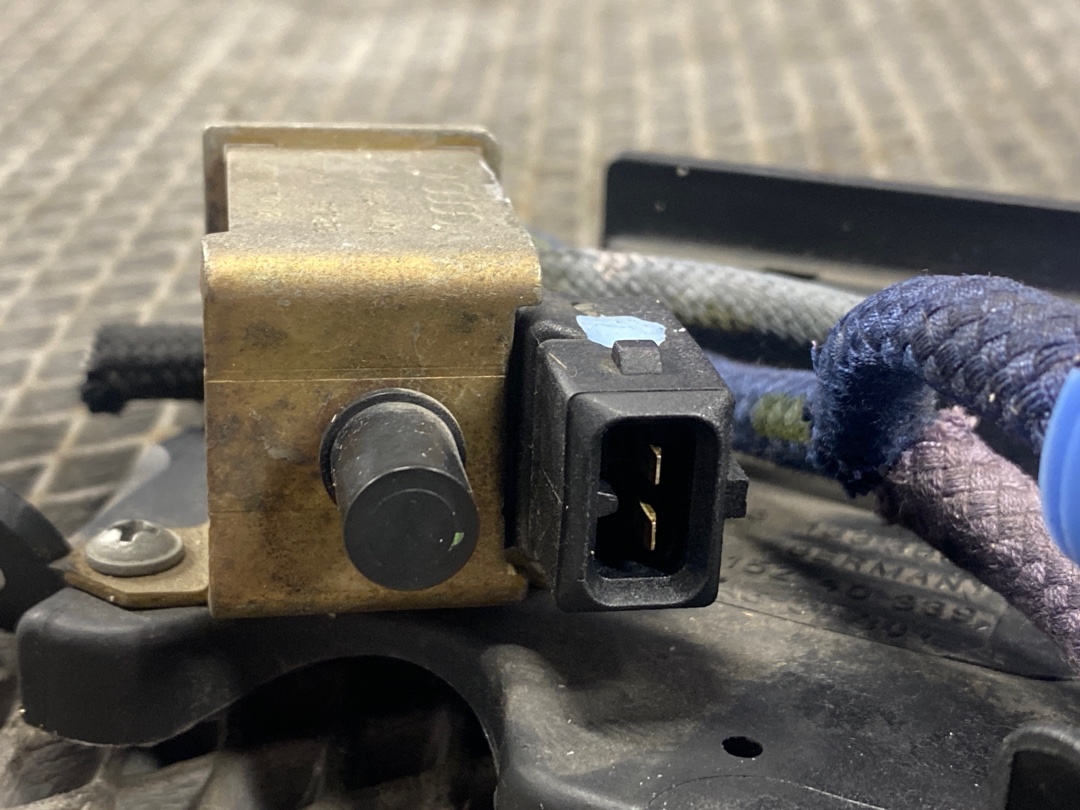 Клапан впускного коллектора, 1870 рублей, Красноярск