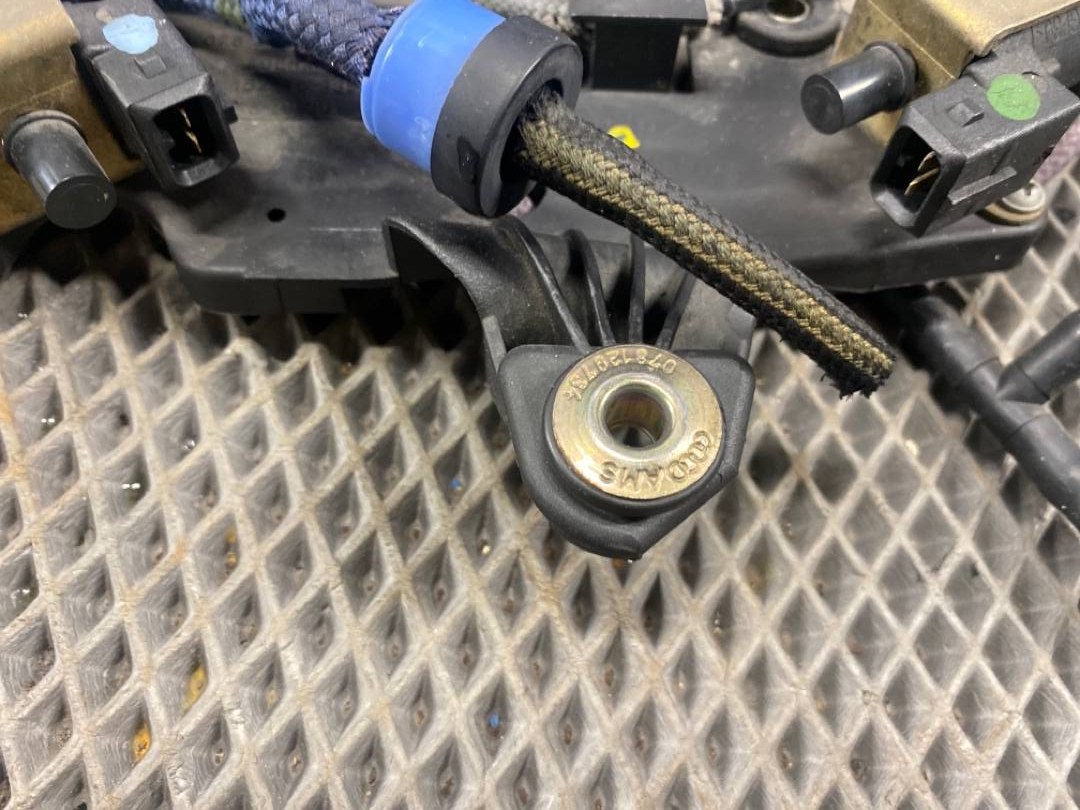 Клапан впускного коллектора, 1870 рублей, Красноярск