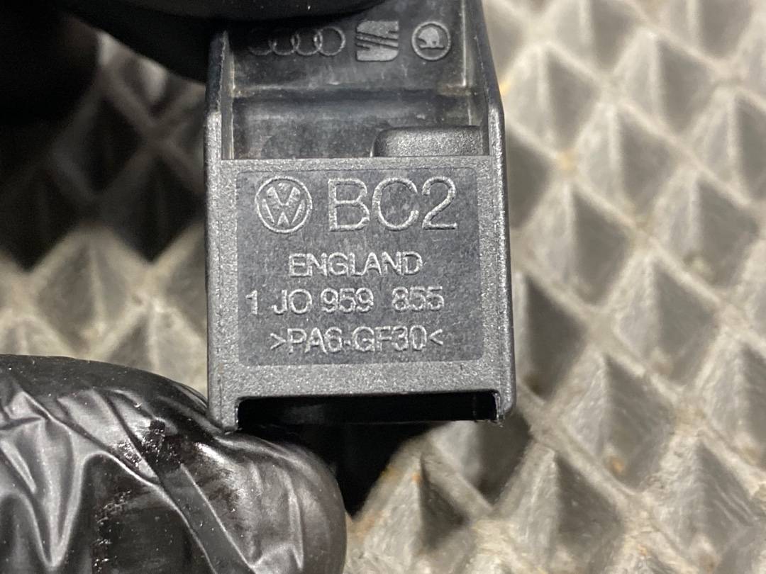 Кнопка стеклоподъемника, 383 рублей, Красноярск