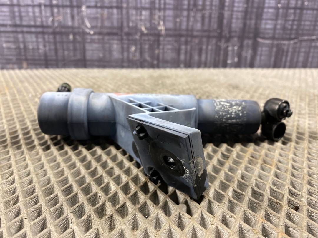 Форсунка омывателя фар, 2125 рублей, Красноярск