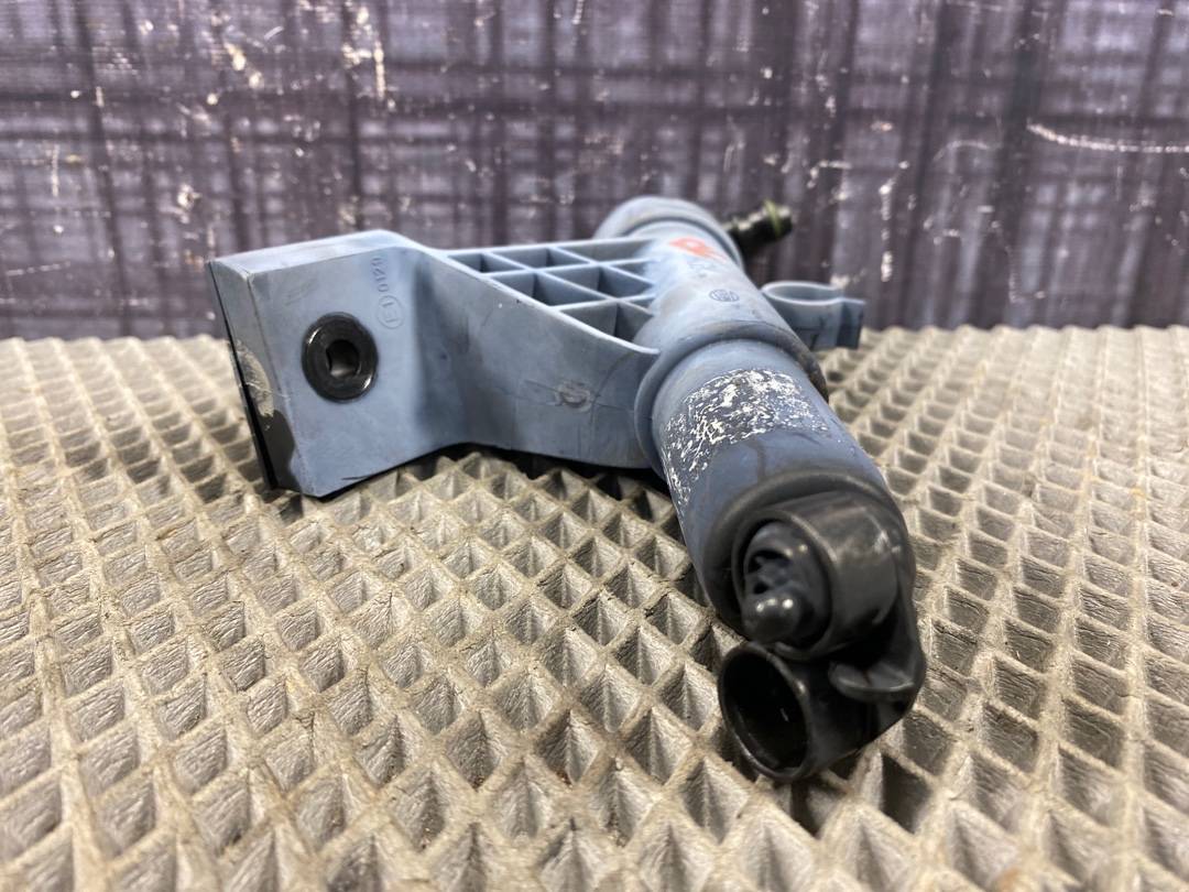 Форсунка омывателя фар, 2125 рублей, Красноярск