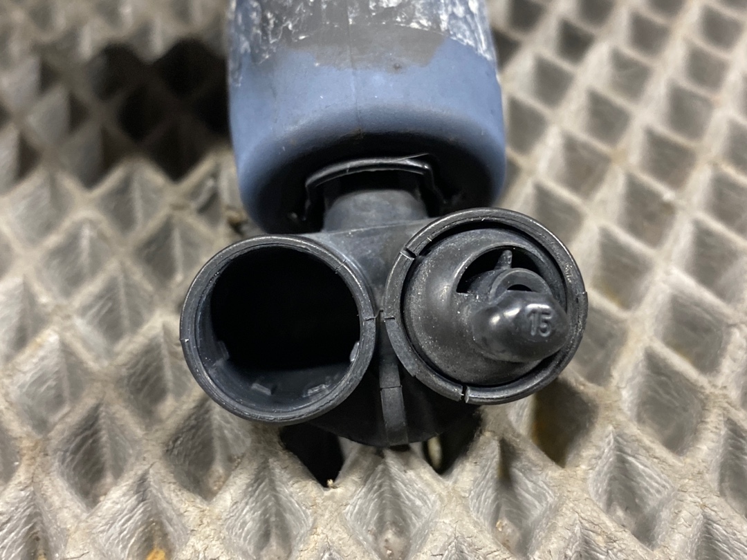 Форсунка омывателя фар, 2125 рублей, Красноярск