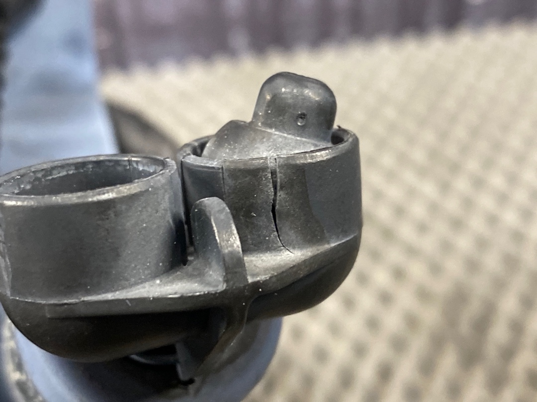 Форсунка омывателя фар, 2125 рублей, Красноярск