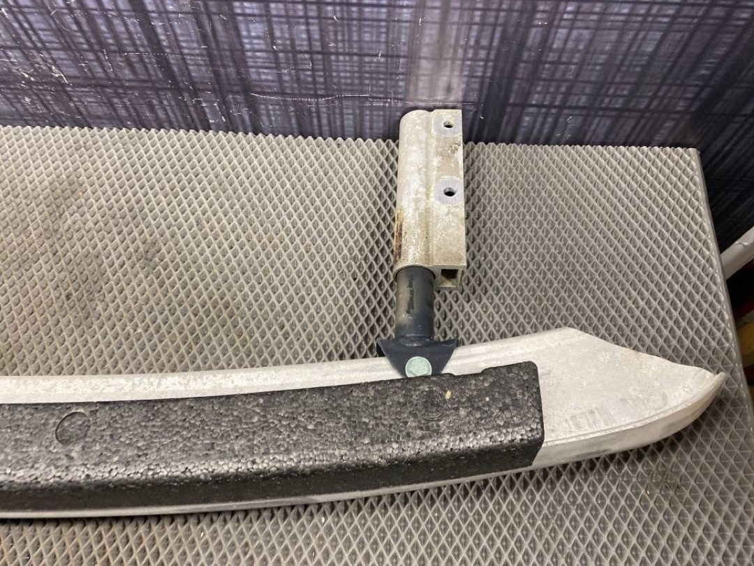 Усилитель бампера, 2975 рублей, Красноярск