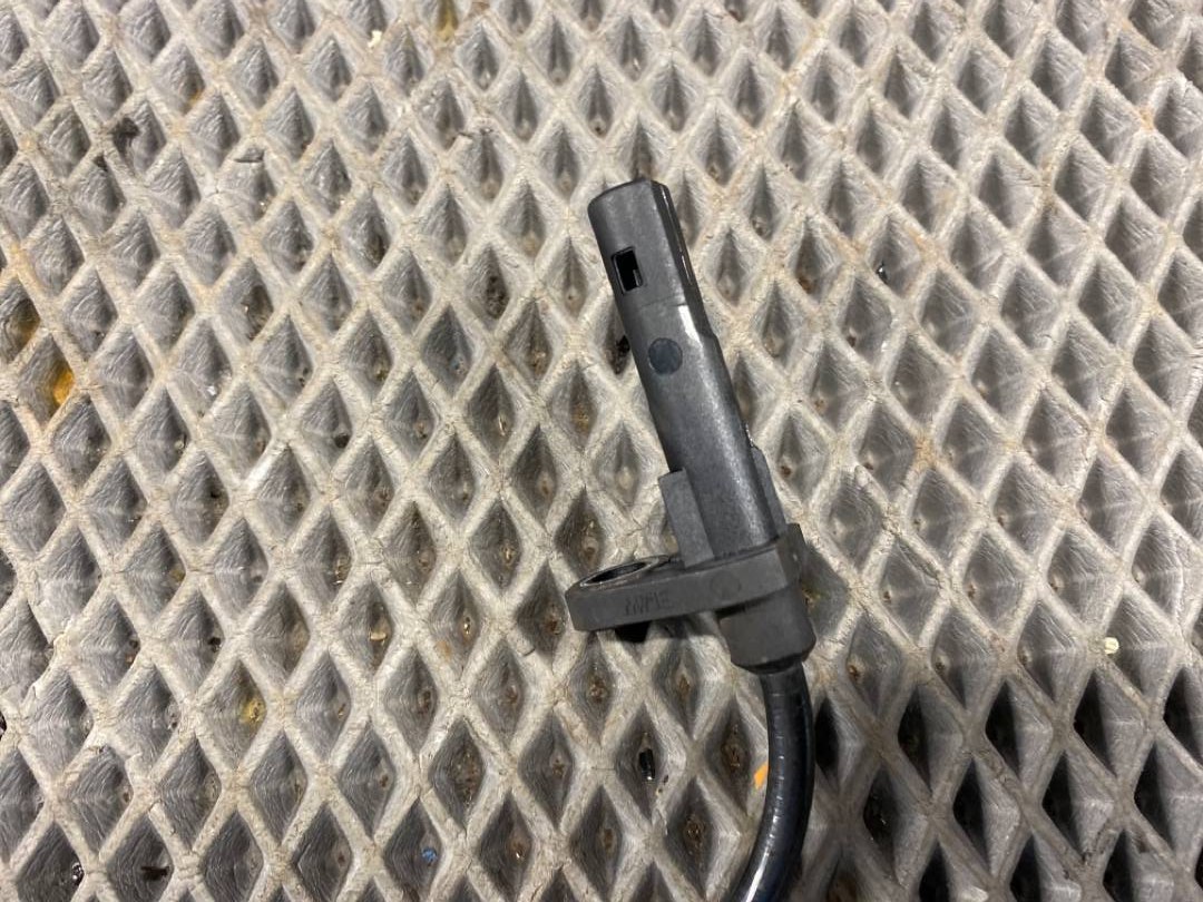 Датчик ABS, 1600 рублей, Красноярск