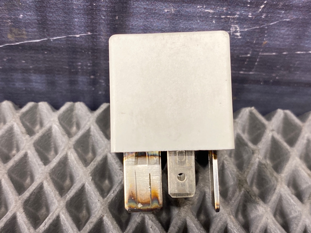 Реле, 383 рублей, Красноярск