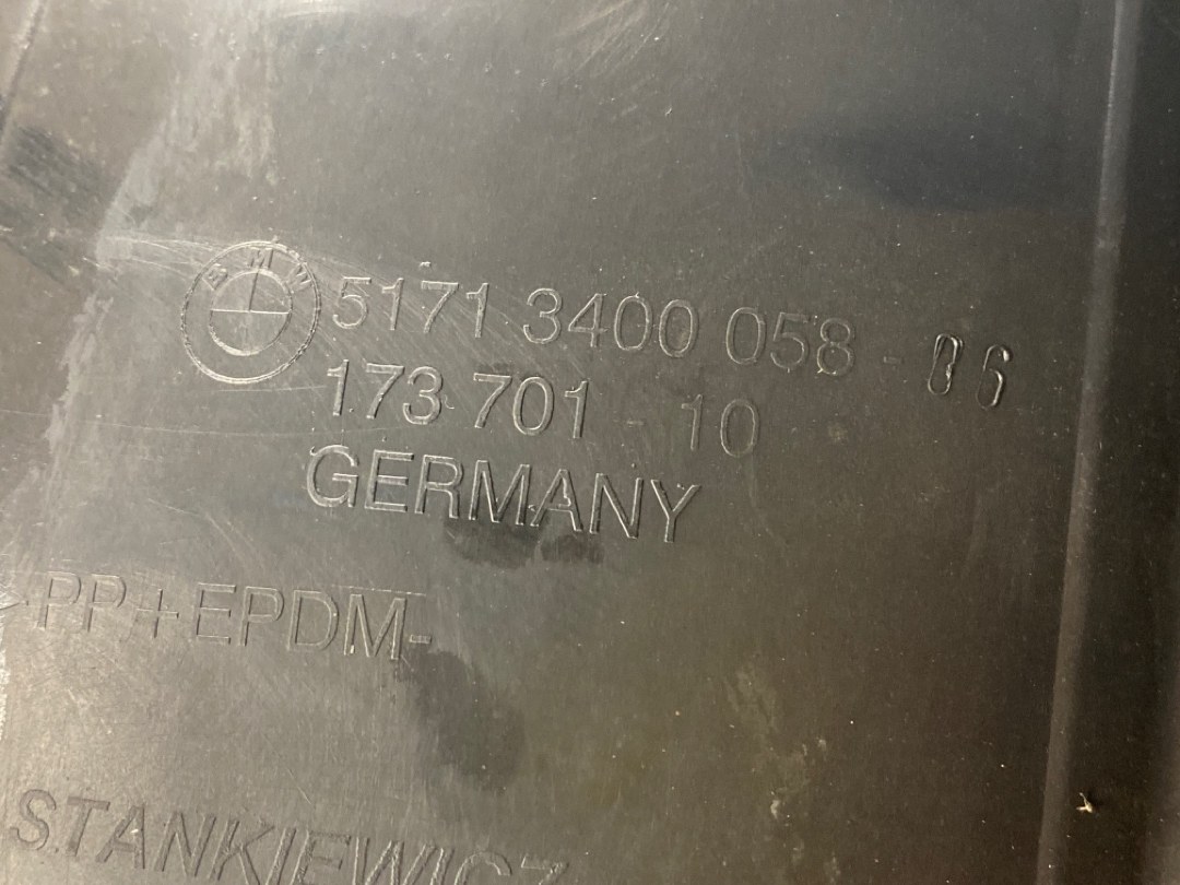 Подкрылок, 912 рублей, Красноярск