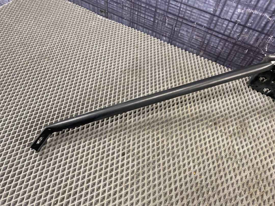 Кронштейн замка капота, 928 рублей, Красноярск