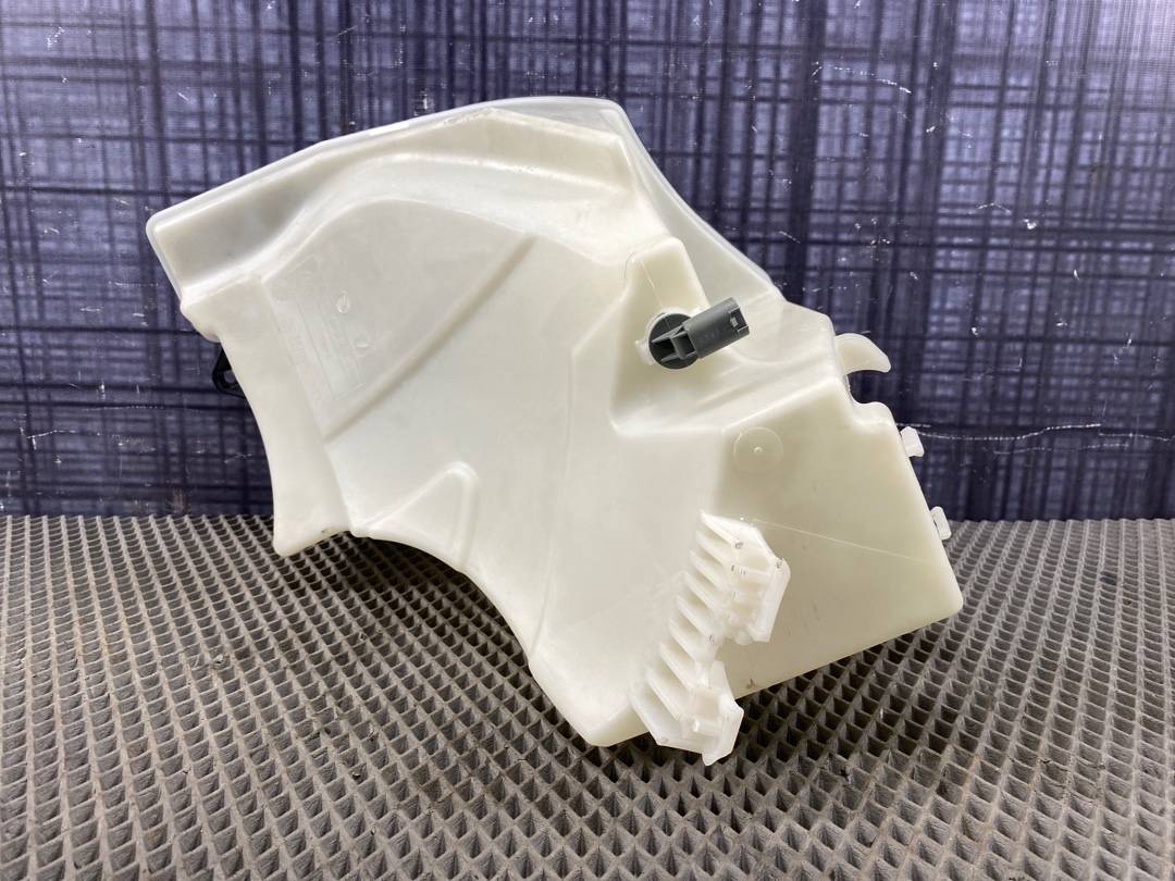 Бачок омывателя, 1160 рублей, Красноярск