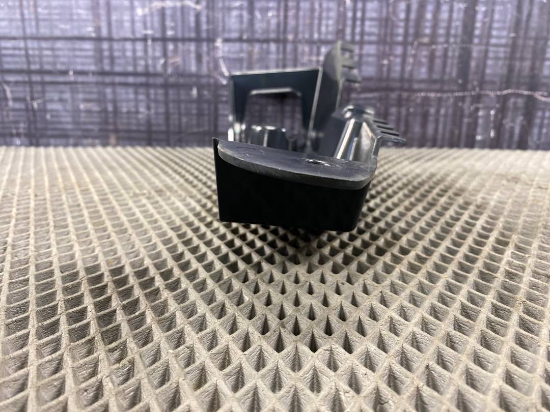 Крепление бампера, 760 рублей, Красноярск