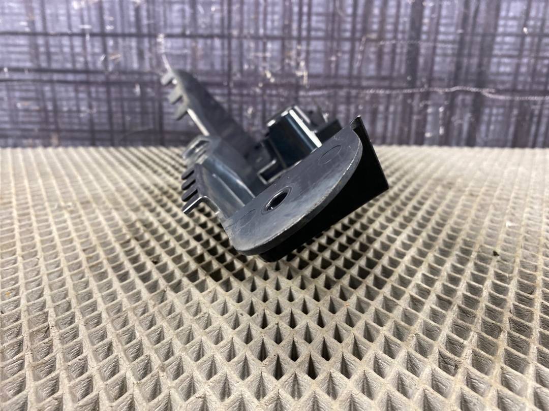 Крепление бампера, 760 рублей, Красноярск