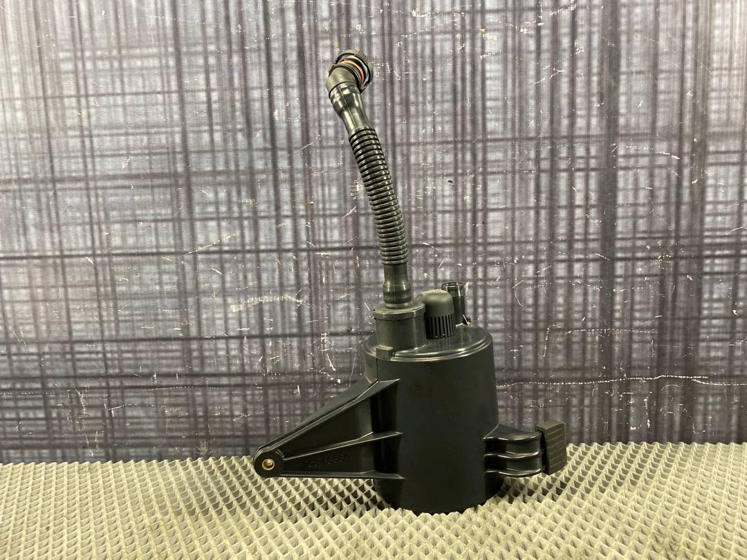 Адсорбер (фильтр паров топлива), 888 рублей, Красноярск