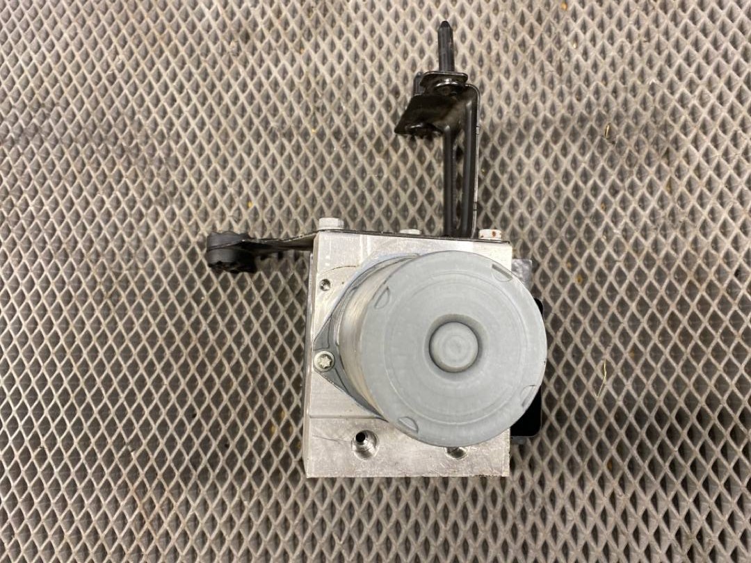 Блок ABS, 5168 рублей, Красноярск