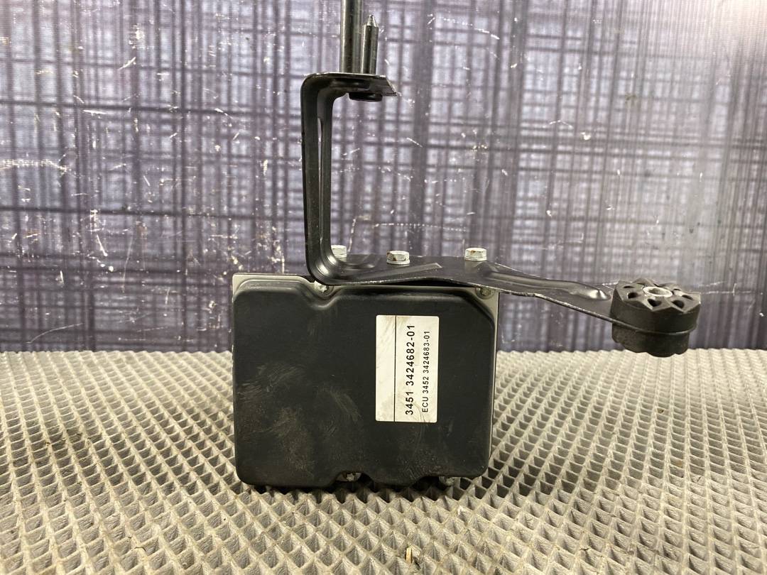 Блок ABS, 5168 рублей, Красноярск