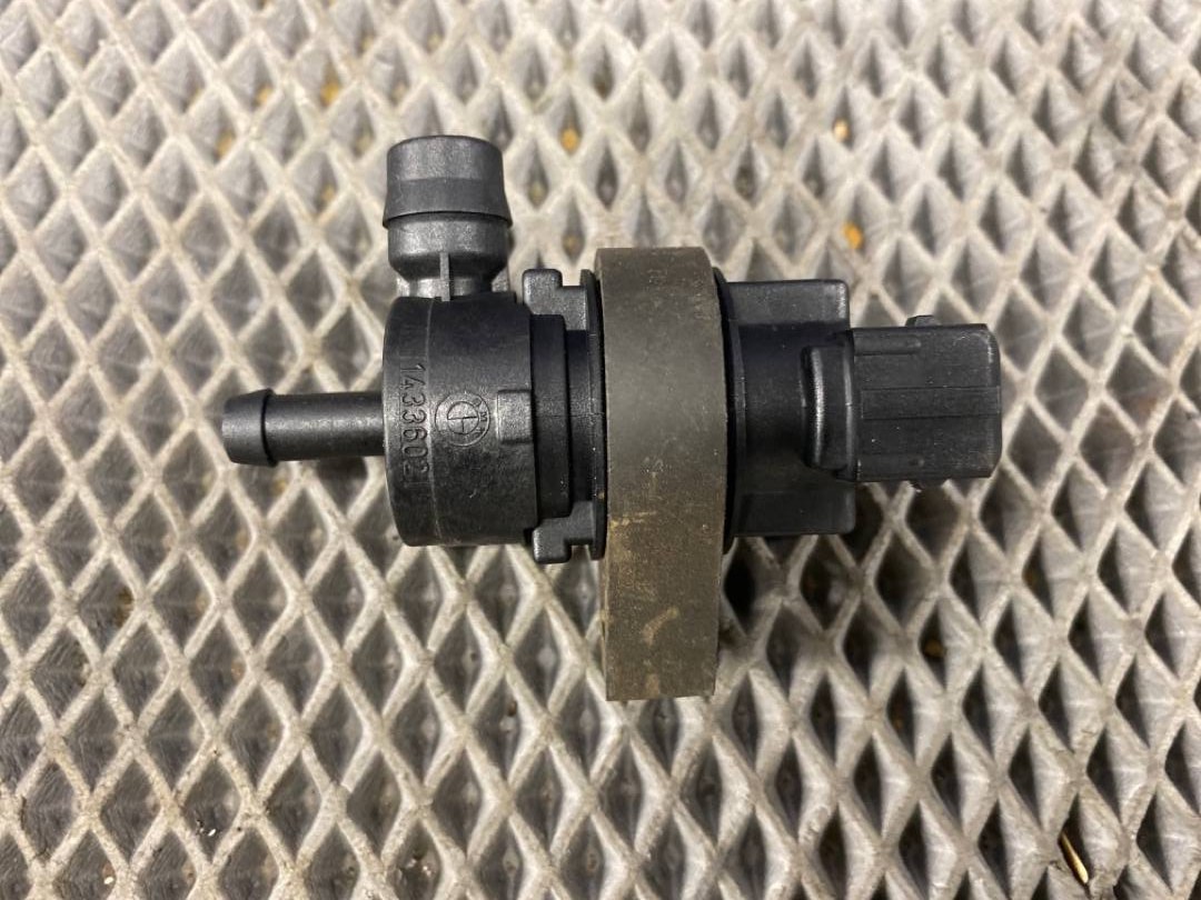 Клапан вентиляции топливного бака, 1320 рублей, Красноярск