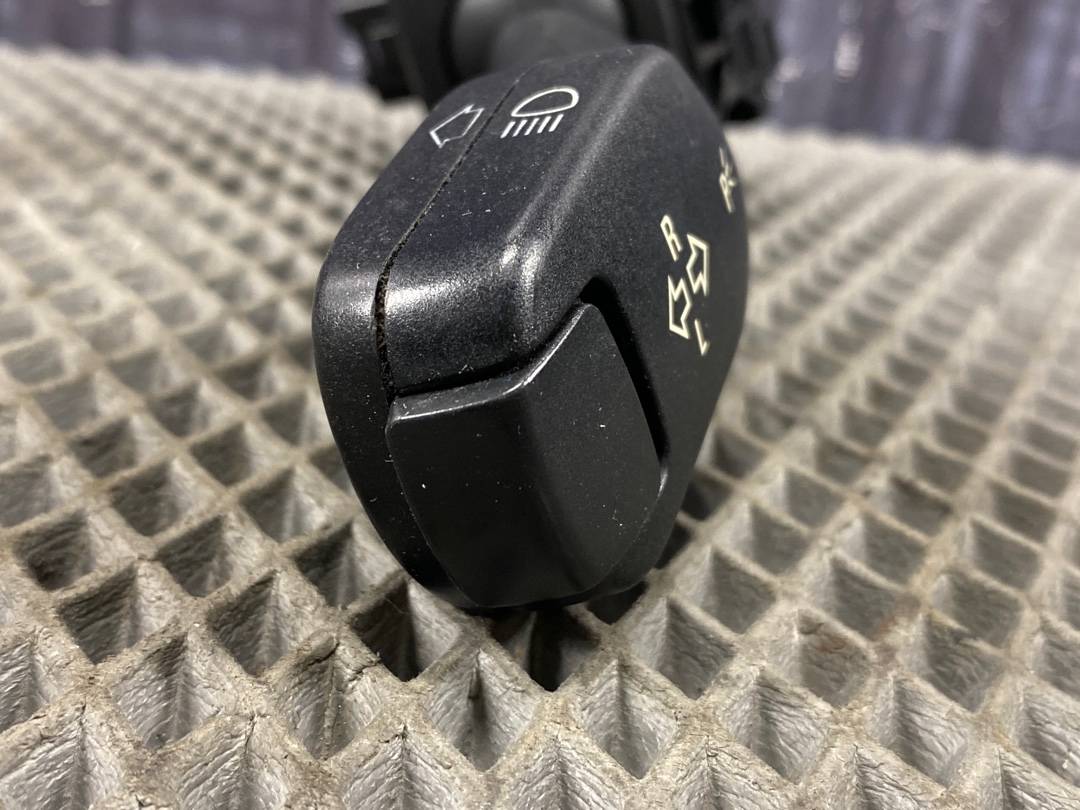 Подрулевой переключатель, 896 рублей, Красноярск