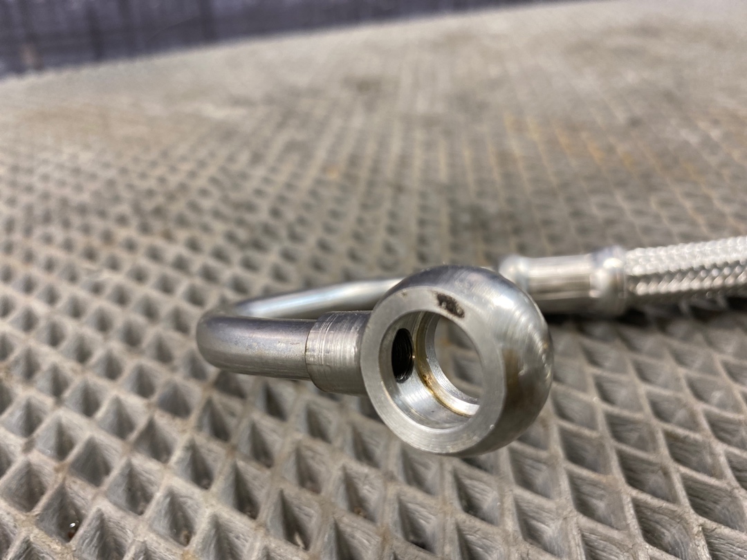 Шланг масляный, 500 рублей, Красноярск