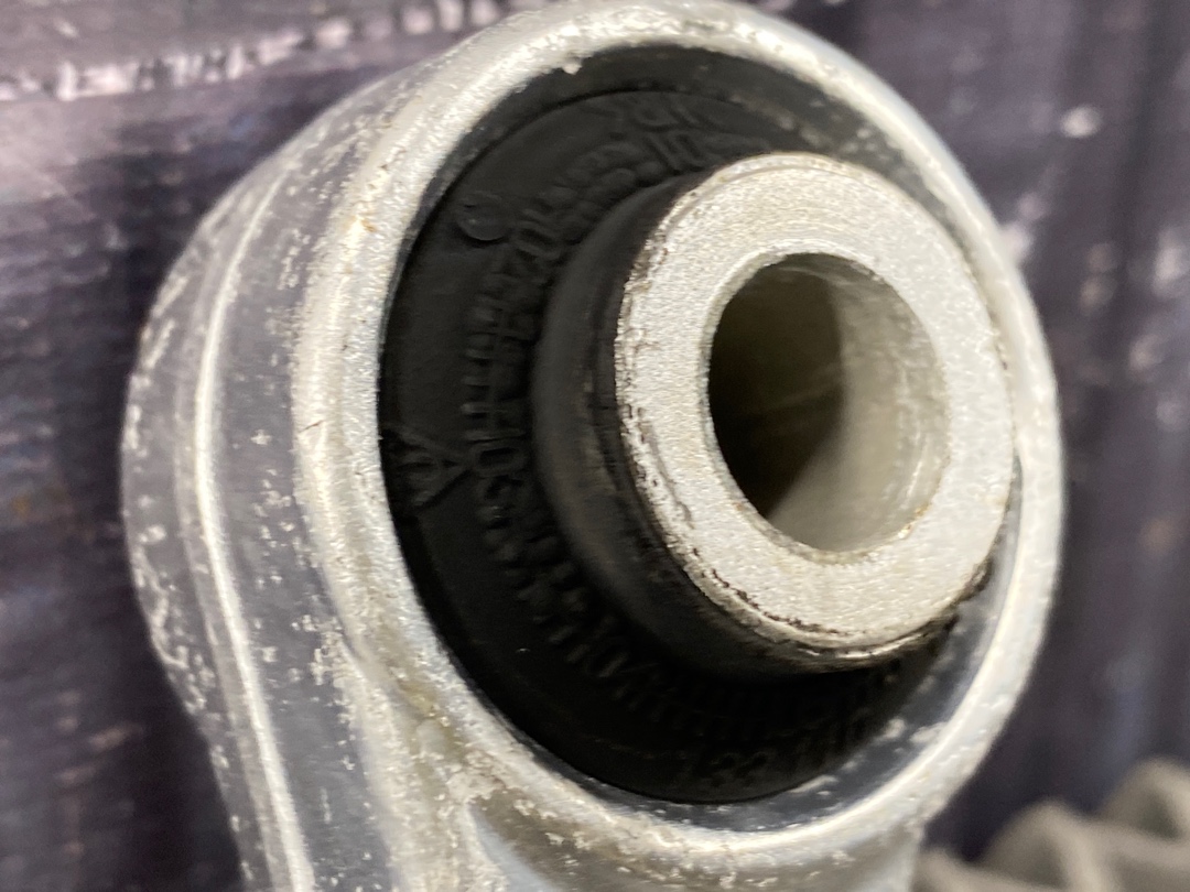 Стойка стабилизатора, 300 рублей, Красноярск