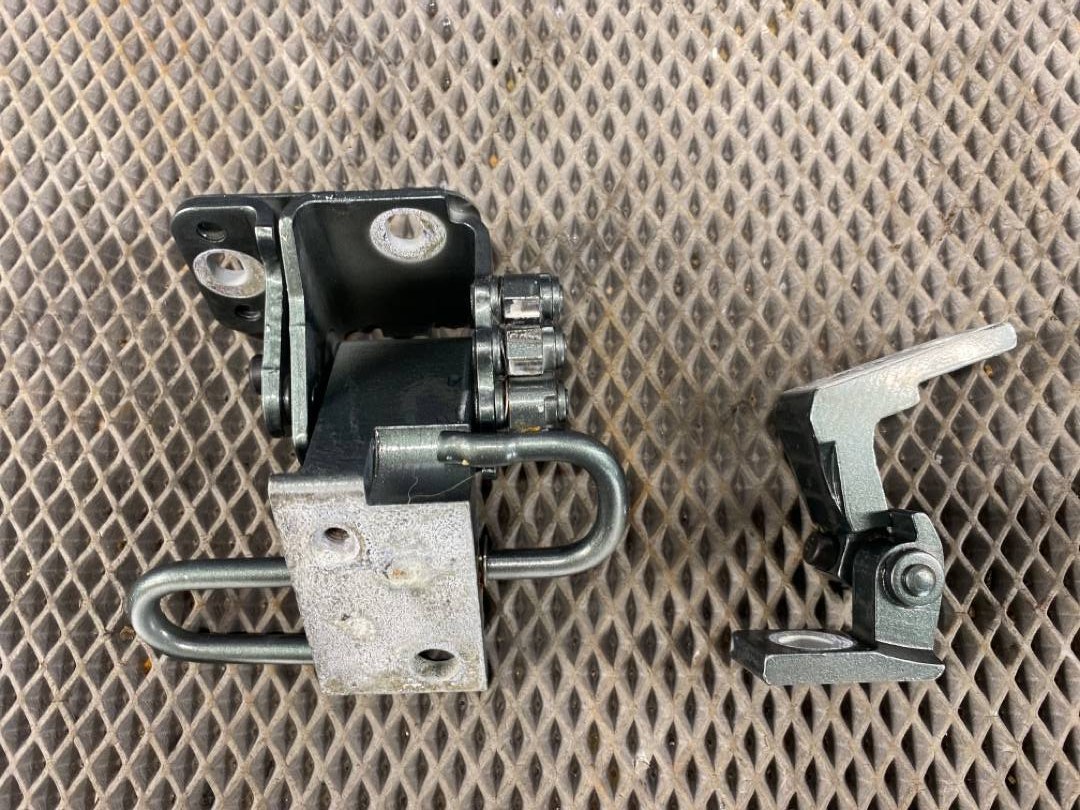 Петля двери, 1000 рублей, Красноярск