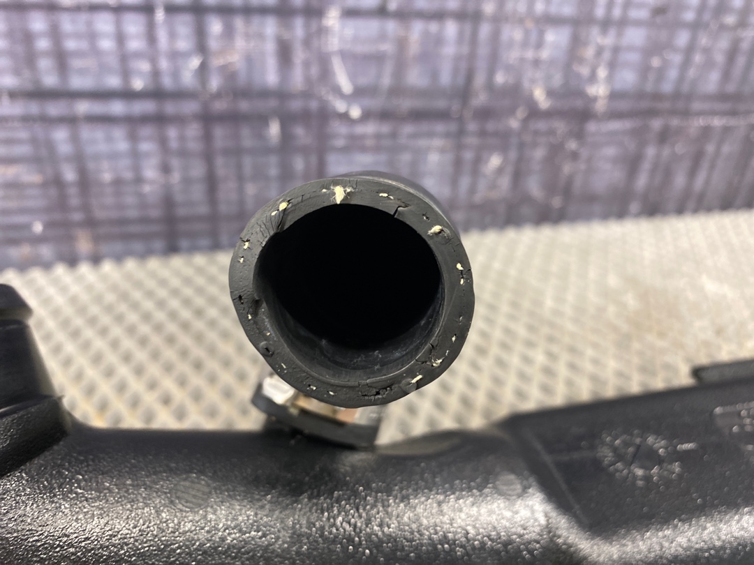 Патрубок интеркуллера, 600 рублей, Красноярск