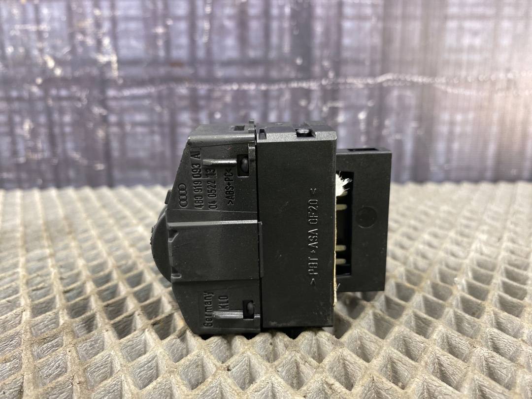 Кнопка яркости подсветки, 225 рублей, Красноярск