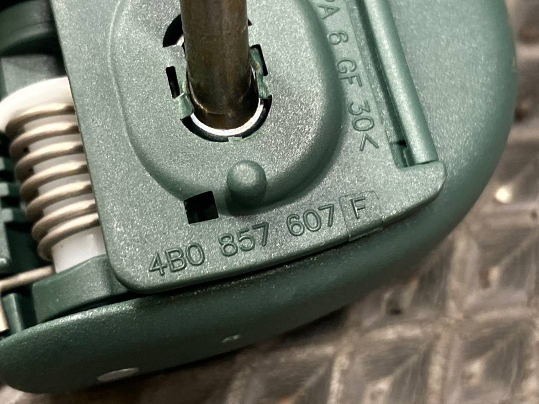 Потолочная ручка, 325 рублей, Красноярск