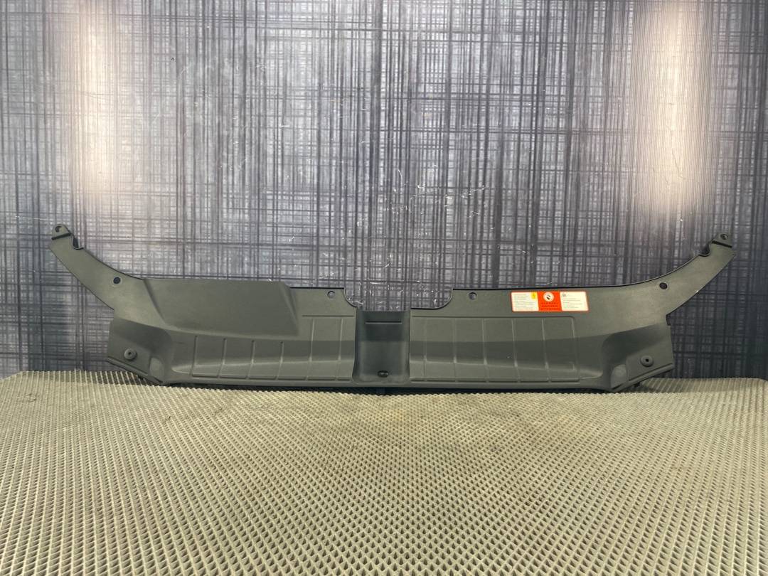 Пластик подкапотный, 1320 рублей, Красноярск