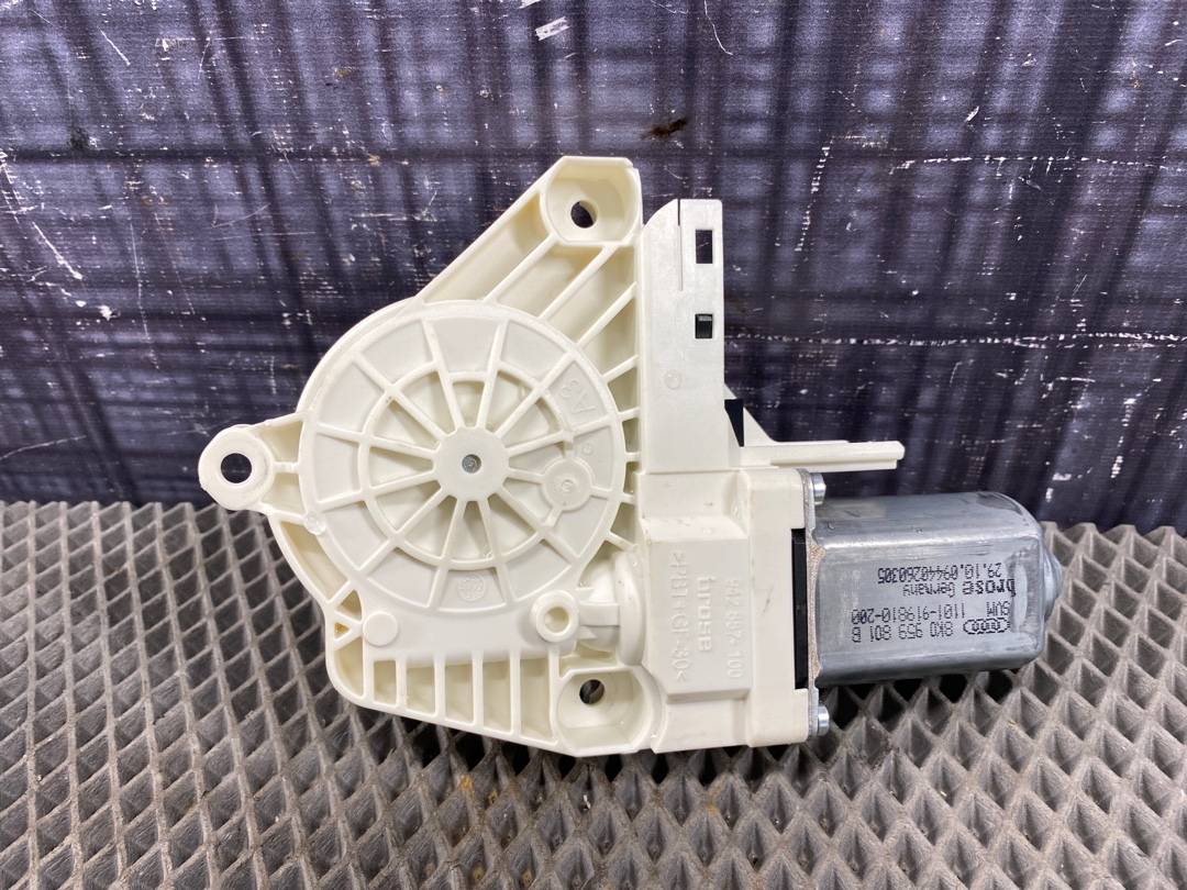 Мотор стеклоподъемника, 600 рублей, Красноярск