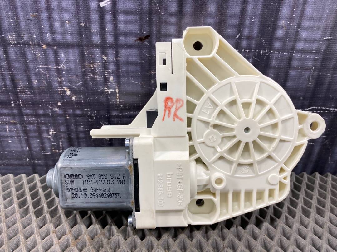 Мотор стеклоподъемника, 600 рублей, Красноярск