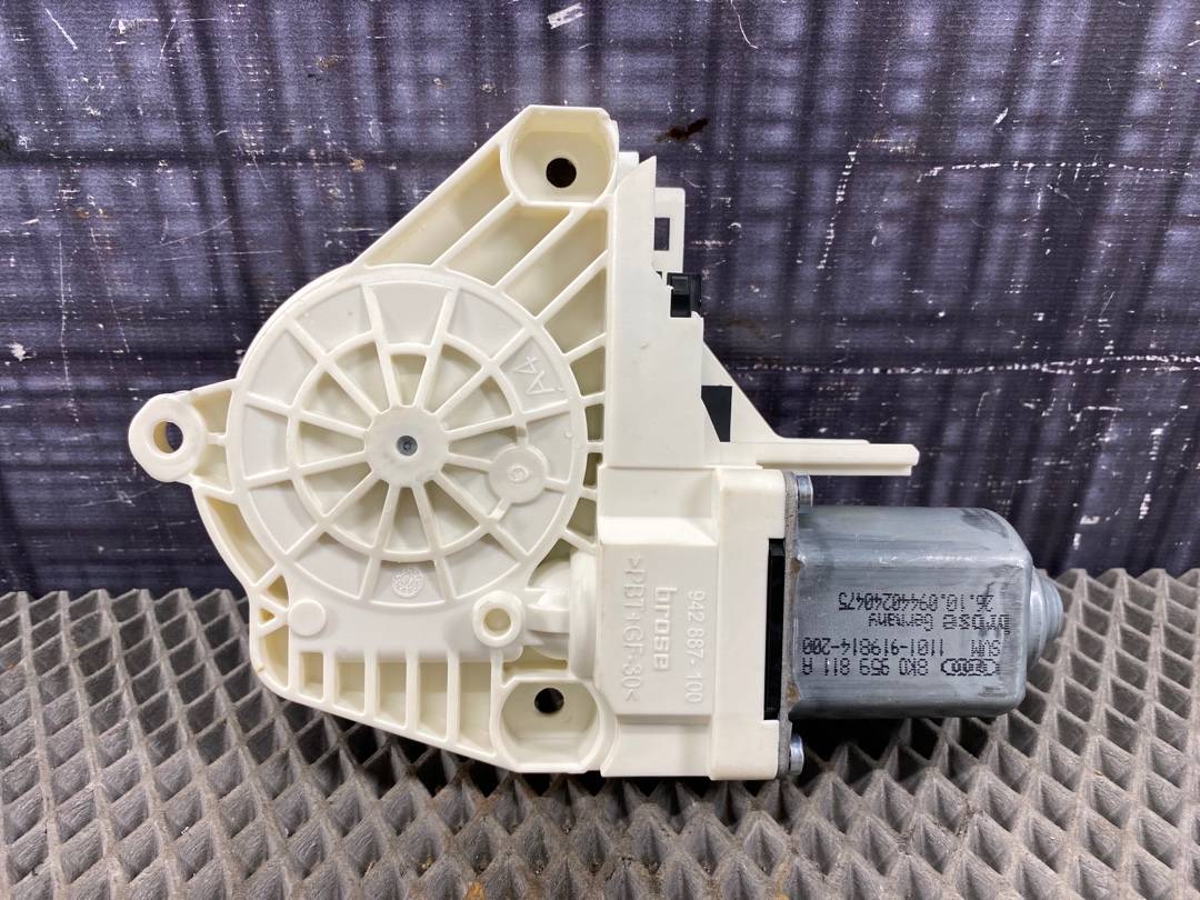 Мотор стеклоподъемника, 600 рублей, Красноярск