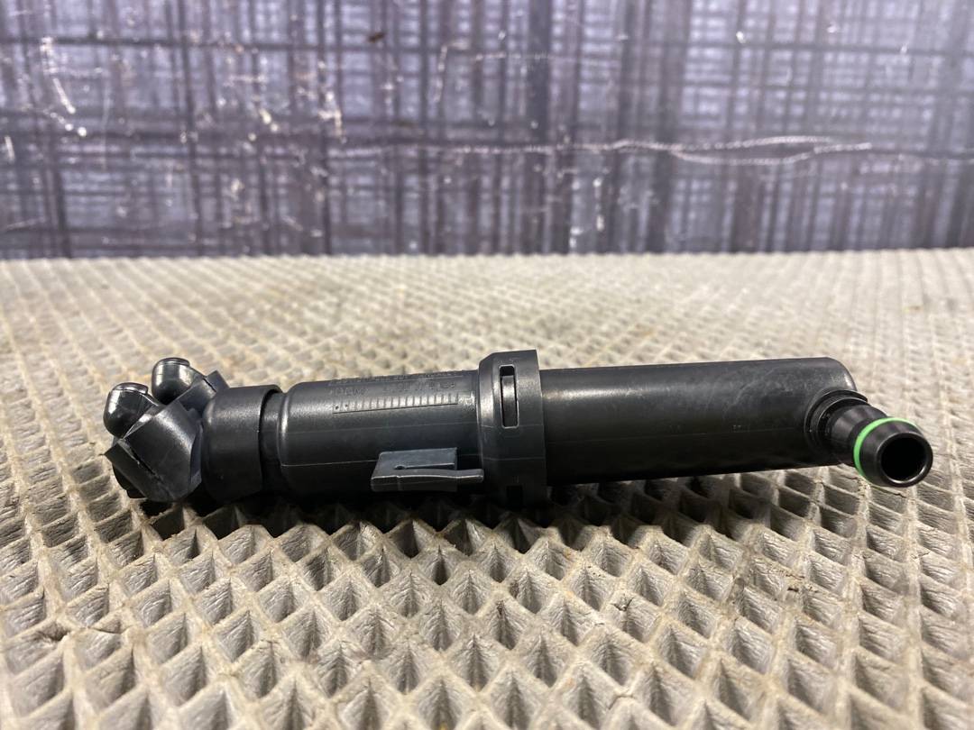 Форсунка омывателя фар, 1380 рублей, Красноярск