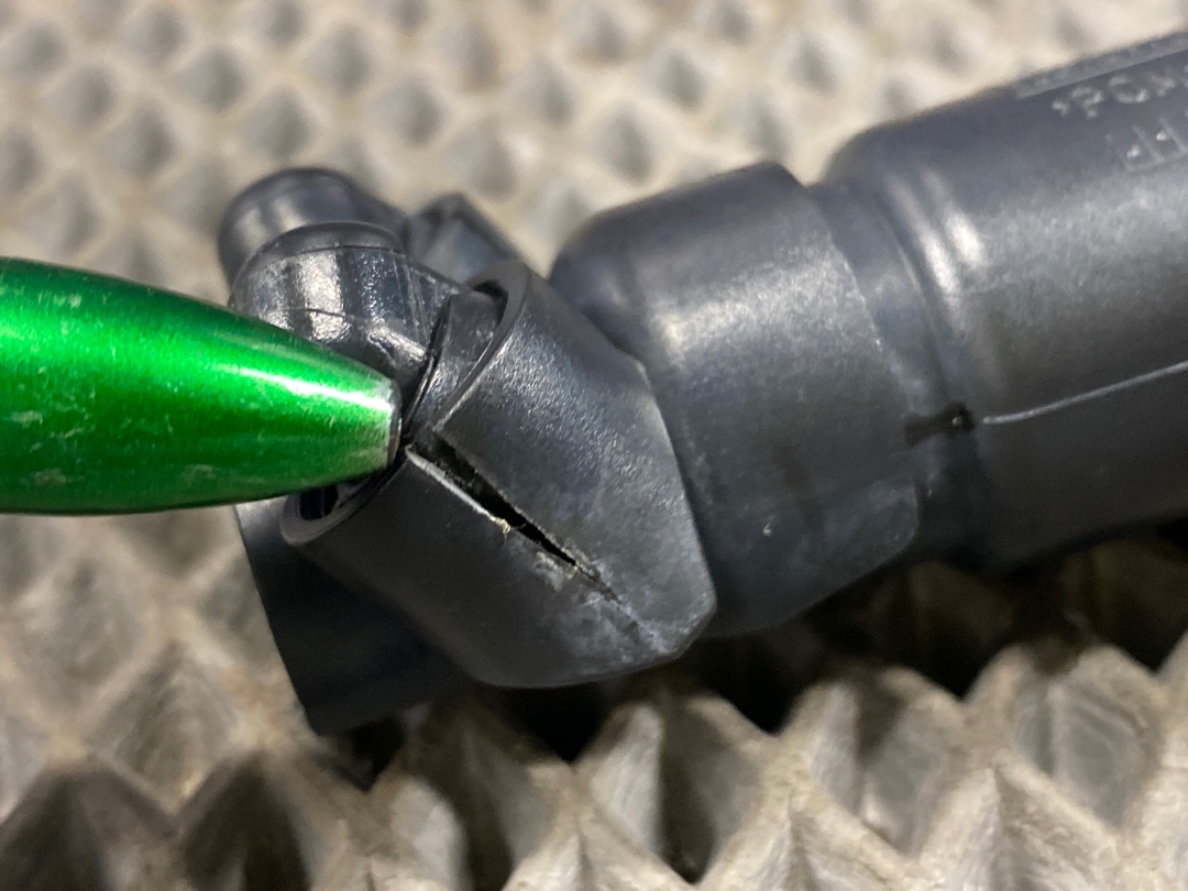 Форсунка омывателя фар, 1380 рублей, Красноярск