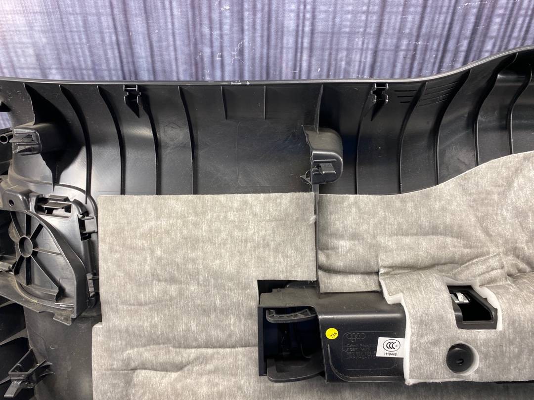 Обшивка крышки багажника, 1260 рублей, Красноярск